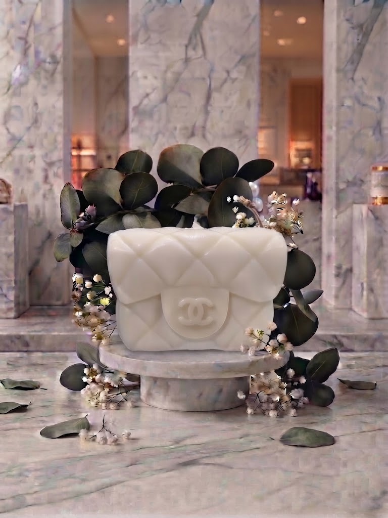 House of Taji – Chanel-Inspired Small Quilted Handbag Candle